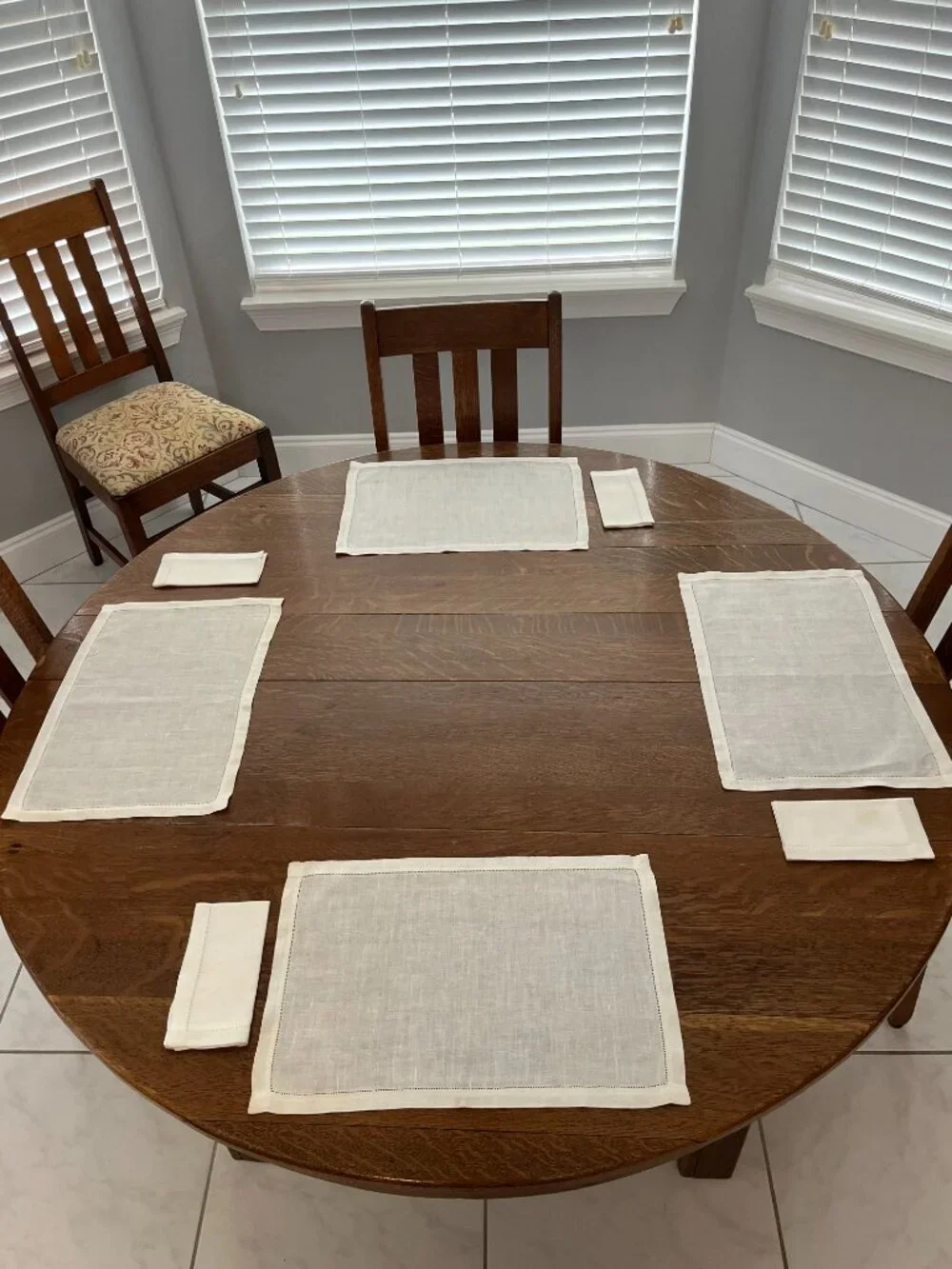Vintage Matching Placemats and Napkins